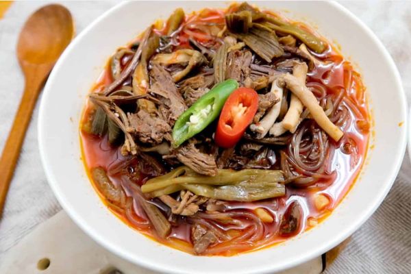 Yukgaejang (Spicy Beef Soup)