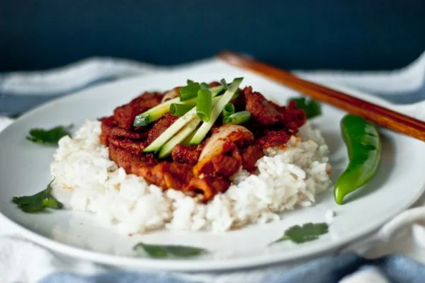 spicy pork rice bowl